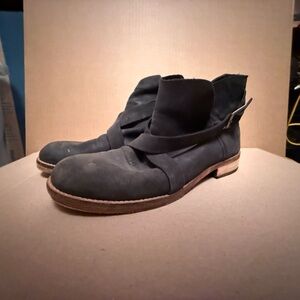 Free People Las Palmas Ankle Boots in black leather Boots Women’s 8.5 $30